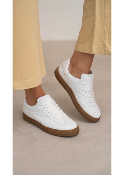 Faye Beyaz Düz Taban Kadın Spor Ayakkabi modelleri
