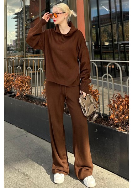 Kahverengi Kapüşonlu Triko Kadın Eşofman Takımı MG2237