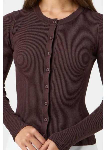 Kahverengi Düğmeli Uzun Kollu Kaşkorse Hırka MG2177 modelleri