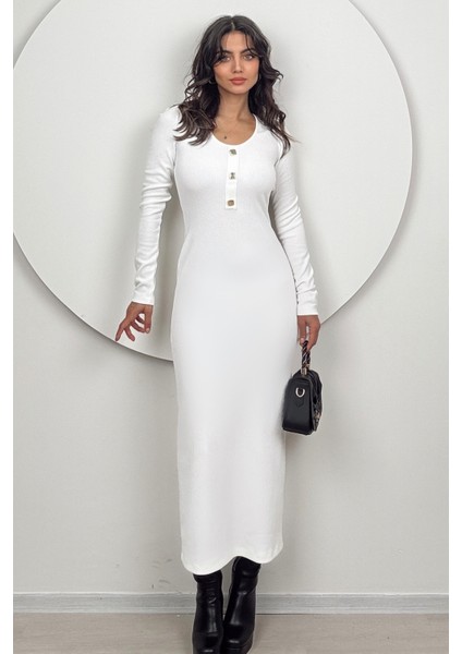 Mira Kadın Uzun Kollu V Yaka Düğmeli Beyaz Slim Fit Triko Elbise