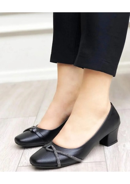 Kadın Siyah Taşlı Parlak Fincan Kısa Kalın Topuklu Rahat Günlük Anatomik Casual Abiye Anne Ayakkabı fırsatları