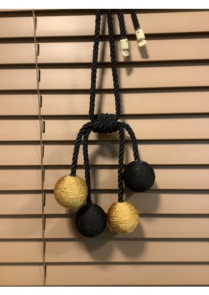 Ege’nin Atölyesinden Tavan Broçölü , Tavan Bağlama, Perde Aksesuarı 4 Top