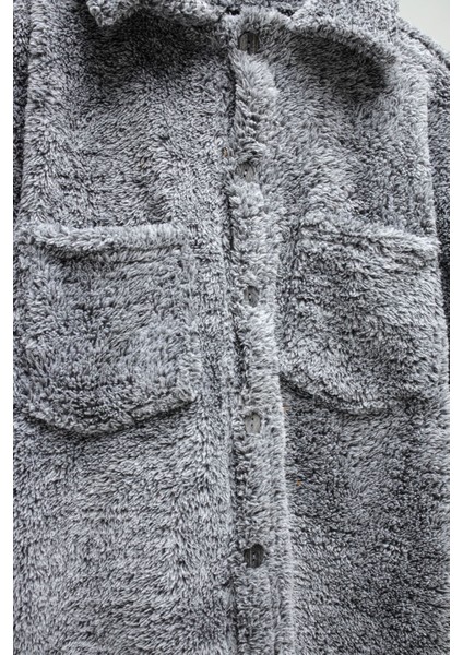 Kadın Slimfit Peluş, Polar, Düğmeli, Teddy Gömlek Yaka, Cepli, Sıcak Tutucu Yumuşak Kışlık Ceket indirimleri