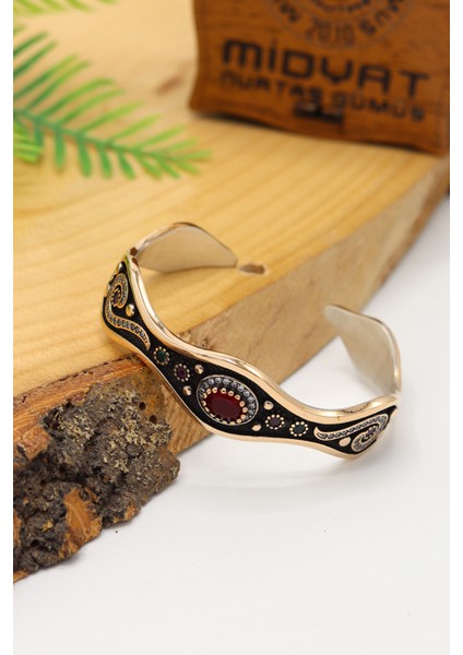 Yakut Taşlı Zikzak Model El Işi Gümüş Kadın Bilezik 201024465 modelleri