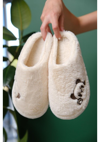 Panda Nakışlı Kadın Ev Terliği Peluş Terlik Çeyiz ve Bohça Terliği Ses Yapmaz Kalın Taban