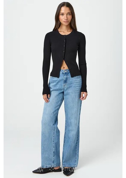 Siyah Düğmeli Uzun Kollu Kaşkorse Hırka MG2177