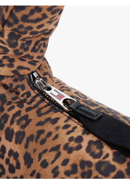 Tjw Urban Leopar Desenli Omuz Kadın Omuz Çantası AW0AW1824101R indirimleri