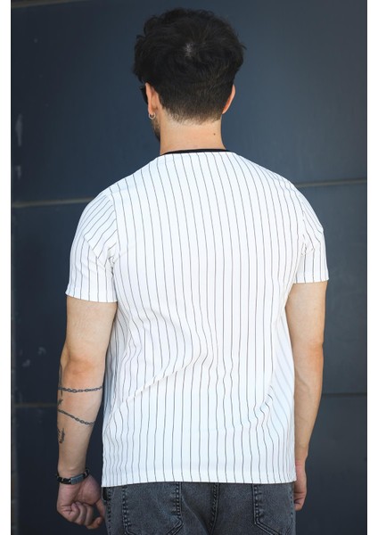 About Baskılı Çizgili Bisiklet Yaka Slim Fit Erkek Tshirt fırsatları