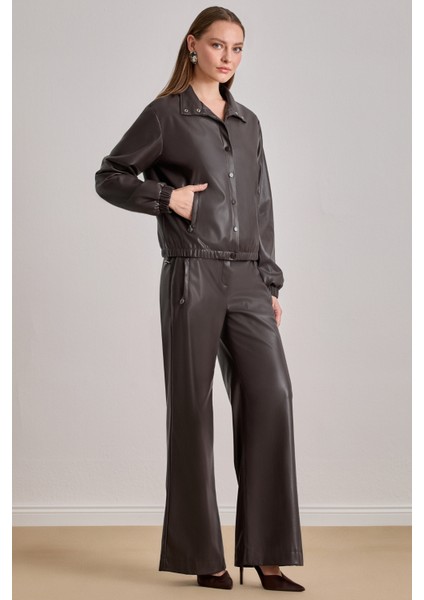 Bol Kesim Kahverengi Deri Pantolon