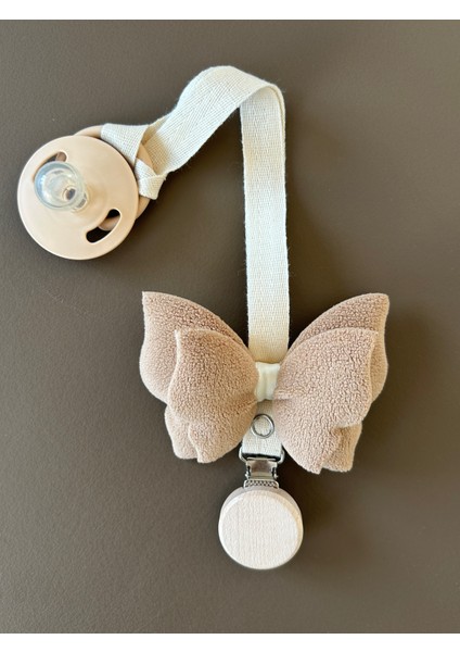 Bebek Emzik Askısı / Emzik Askılığı - Kelebek Desenli, Kahve Renk, Klipsli