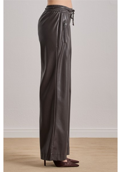 Bol Kesim Kahverengi Deri Pantolon fırsatları