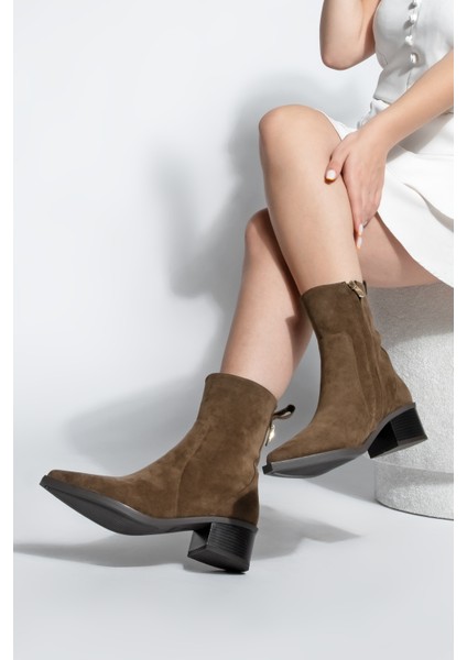 Kadın Sivri Burun Altın Detaylı Topuklu Bot Kenor