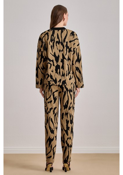 Bilekte Boy Çok Renkli Jakarlı Pantolon fiyatları