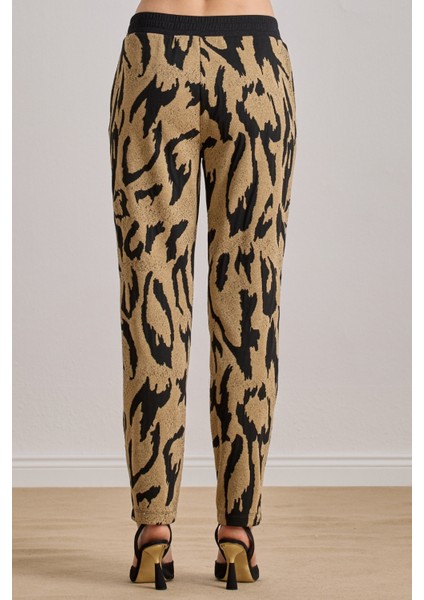 Bilekte Boy Çok Renkli Jakarlı Pantolon