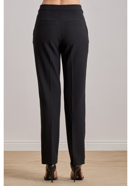 Bilekte Boy Siyah Dokuma Pantolon