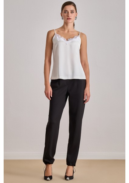 Paçası Lastikli Siyah Örme Pantolon