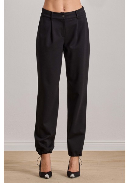 Paçası Lastikli Siyah Örme Pantolon fırsatları