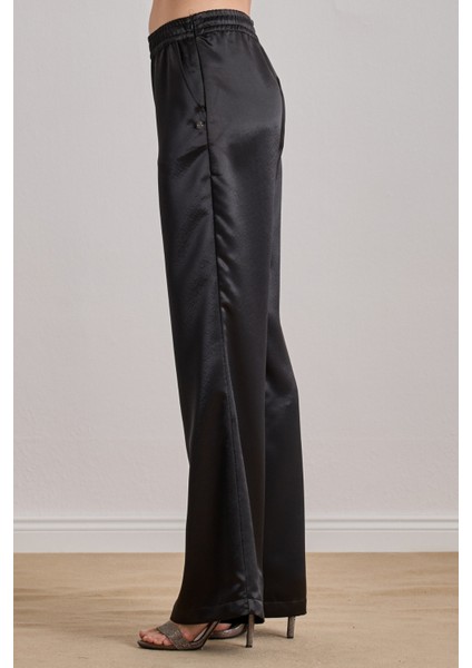 Yandan Cepli Siyah Saten Pantolon modelleri