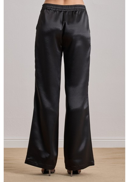 Yandan Cepli Siyah Saten Pantolon