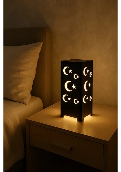 Hilal ve Yıldız Desenli Kablolu Metal Gece Lambası – Dekoratif Çocuk Odası Masa Lambası fiyatları