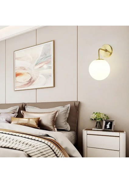 Eskitme Gold Modern Pilli Aplik – Beyaz Opal Cam, E27 Duy, 360° Işık Dağılımı, Tak Çalıştır Kolay Kurulum