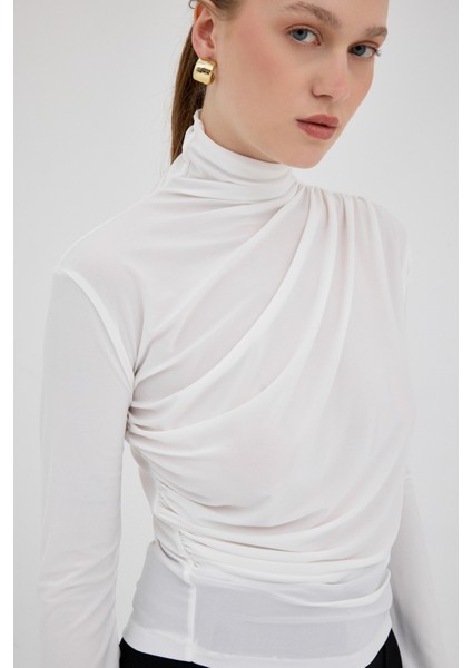 Ekru Balıkçı Yaka Drapeli Bluz 2517