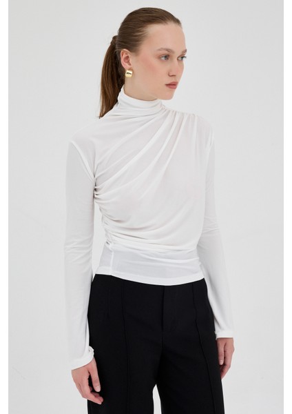 Ekru Balıkçı Yaka Drapeli Bluz 2517