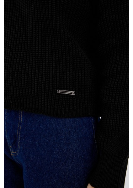 Siyah Yarım Fermuarlı Crop Triko Kadın Kazak7135 fırsatları