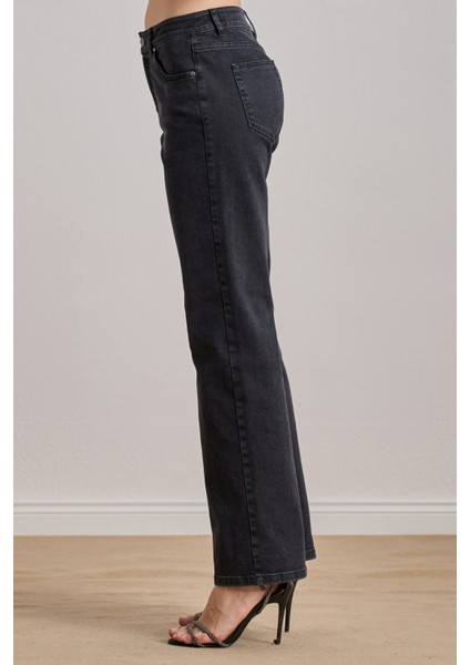 Slim Straight Siyah Jean Pantolon indirimleri