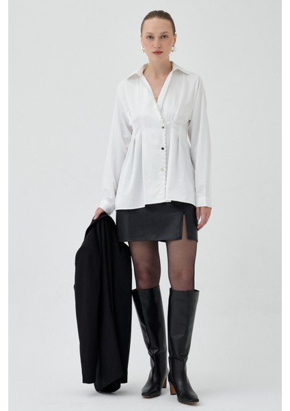 Beyaz Kruvaze Kesim Taş İşlemeli Kadın Saten Gömlek 8149A