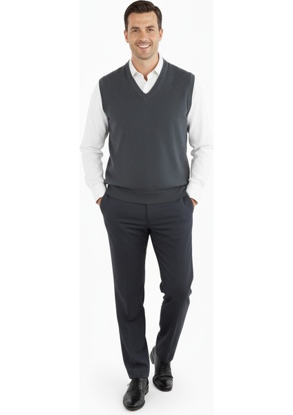 Erkek V Yakalı Düz Renk Klasik Model Rahat Kesim Tam Kalıp Yünlü Dokuma Süveter modelleri