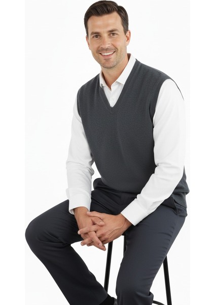 Erkek V Yakalı Düz Renk Klasik Model Rahat Kesim Tam Kalıp Yünlü Dokuma Süveter fırsatları
