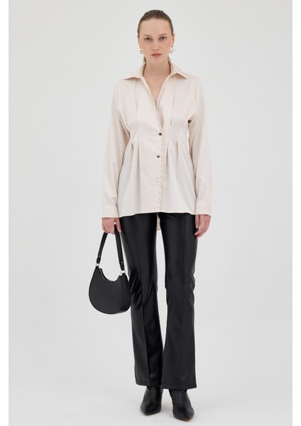 Bej Kruvaze Kesim Taş İşlemeli Kadın Saten Gömlek 8149A