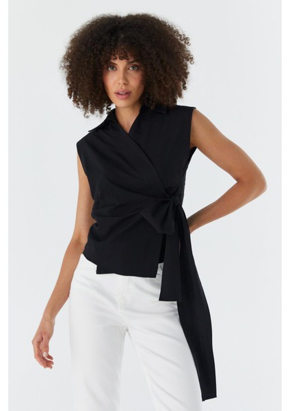 Yanı Bağlamalı Kolsuz Bluz Sıyah fırsatları
