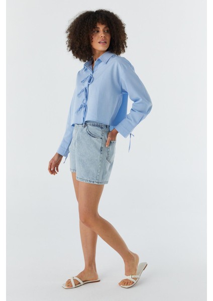 Fiyonk Bağcıklı Crop Gömlek Mavı fiyatları