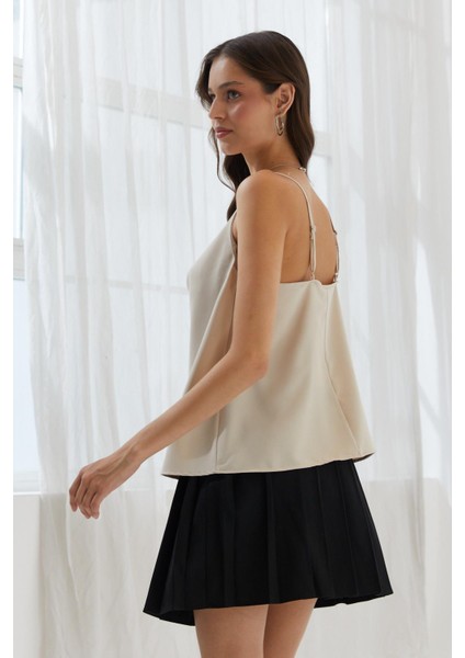 Askılı Degaje Yaka Saten Bluz Tas fırsatları