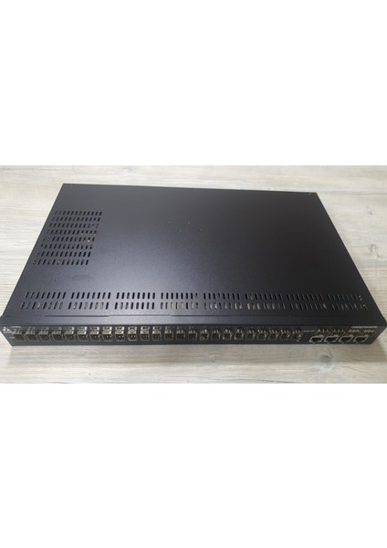 2700 Sfp 24+24 Port Full Sfp 4xt Port Switch modelleri