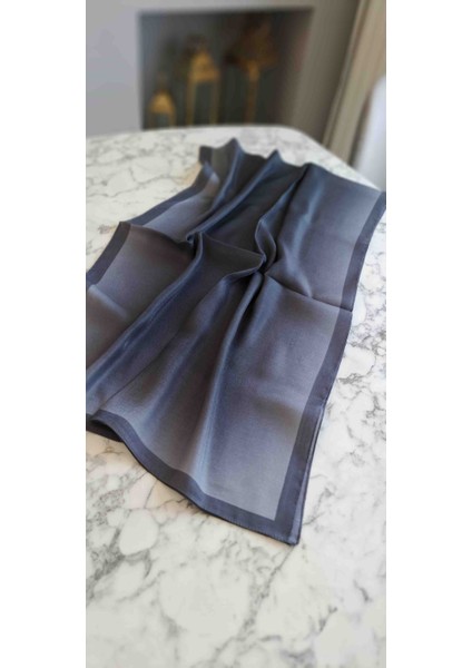 Antrasit Şal, Çift Taraflı Kullanım