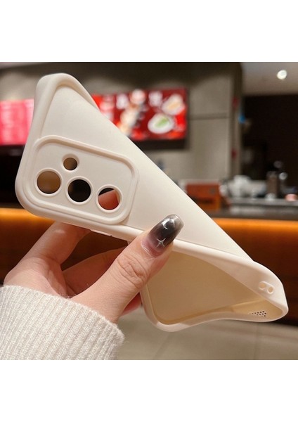 Samsung Galaxy A17 Kılıf Yumuşak Lansman Silikon Kamera Korumalı Çıkıntılı 3D Kalın Kenarlı Kapak fırsatları