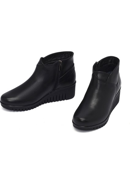 Kadın Siyah Fermuarlı Deri Comfort Bot 25WFD411018 modelleri
