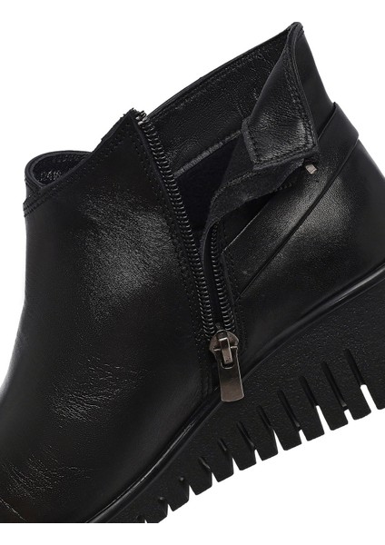Kadın Siyah Fermuarlı Deri Comfort Bot 25WFD411018