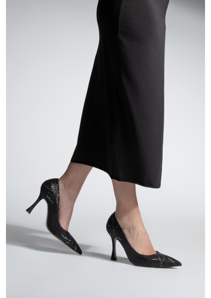 Kadın Stiletto Sivri Burun Yılan Desenli Topuklu Ayakkabı Filoz Siyah Yılan fırsatları