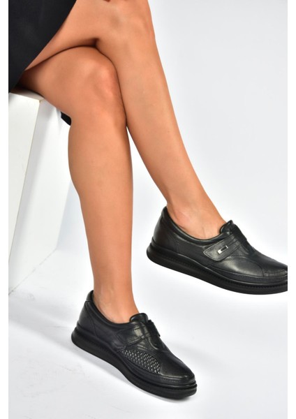 U555160403 Siyah Hakiki Deri Comfort Ortopedik Taban Kadın Ayakkabı fiyatları