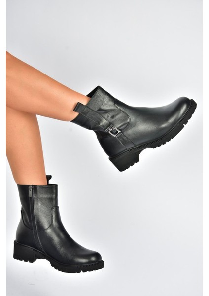 V654070403 Siyah Hakiki Deri Kadın Bot fiyatları