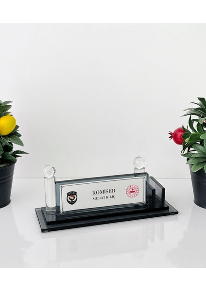 Kişiye Özel Komiser Masa Isimliği | Ofis Masa Isimliği |işyeri Cam Isimlik | Kalem Hediyelik Eşya 07 fiyatları