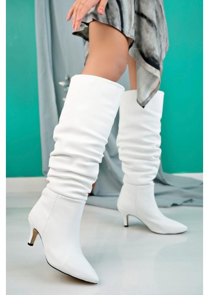 Kadın Tamara Beyaz Cilt Körüklü Sivri Burun Çivi Topuk Çizme indirimleri