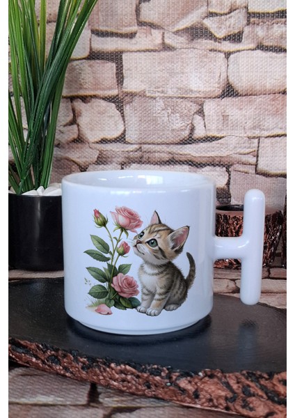 Sevimli Kedi ve Çiçek Temalı Hediyelik Baskılı T Kulplu Latte Fincanı Kupa Bardak