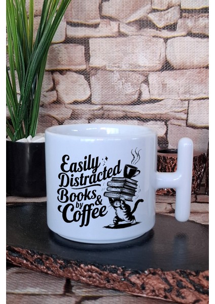 Easily Distracted By Books & Coffee Yazılı Kitap Kahve Sever T Kulplu Latte Fincanı Kupa Bardak