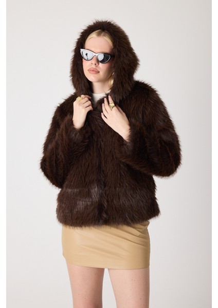 Premium Kürk Kapşonlu Ceket modelleri