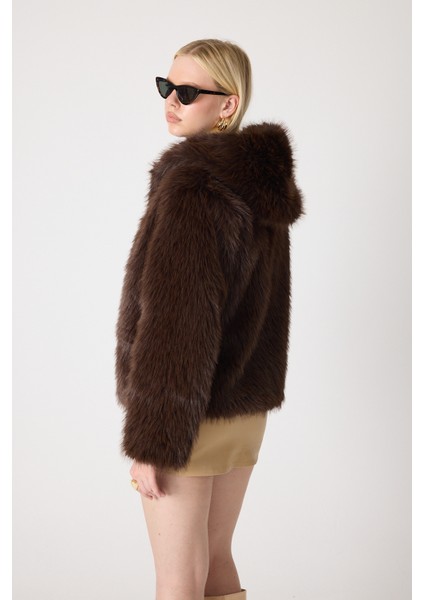 Premium Kürk Kapşonlu Ceket fırsatları